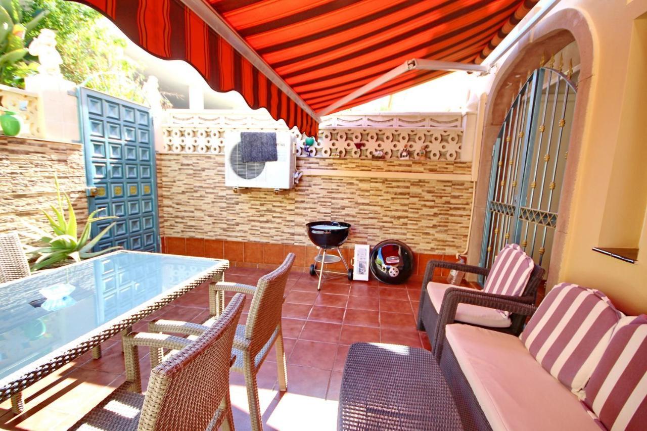 Apartmán Cozy Townhouse With Ocean Views In Costa Adeje Exteriér fotografie